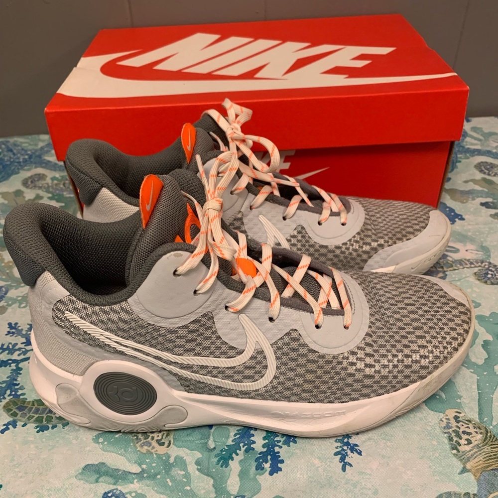 Nike KD Air Zoom Size 8 Men’s Basketball Sneakers